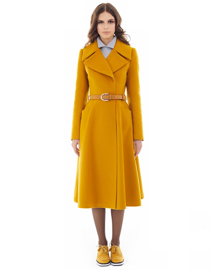 Двубортное пальто с расклешенной юбкой, горчичного цвета www.EkaterinaSmolina.ru