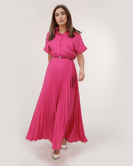 Платье с юбкой-гофре и открытыми плечами, цикламенового цвета