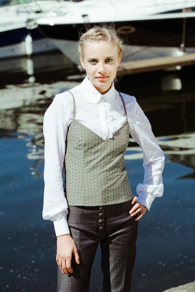 Блуза белая с кружевной рюшей на планке www.EkaterinaSmolina.ru