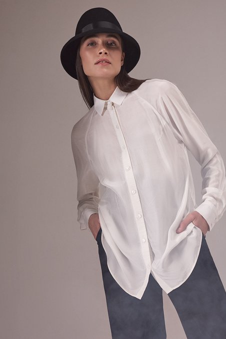 Блуза в стиле минимализм с рукавом реглан