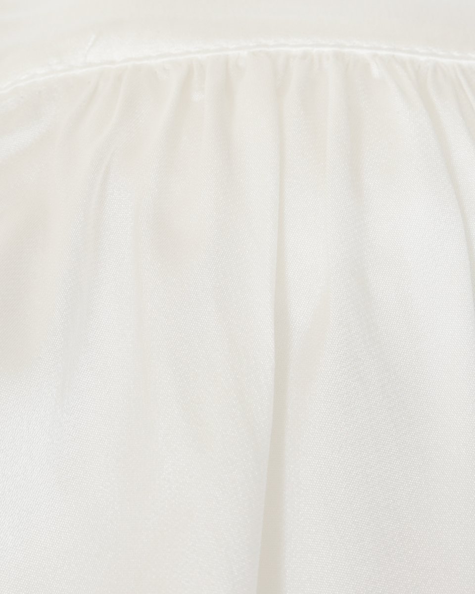 Белая атласная блуза на запах
