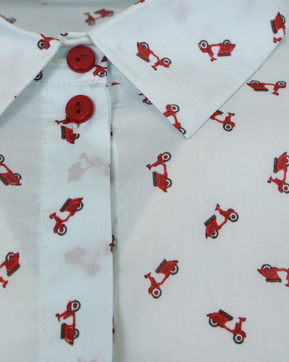 Блуза с принтом "красные мопеды"
