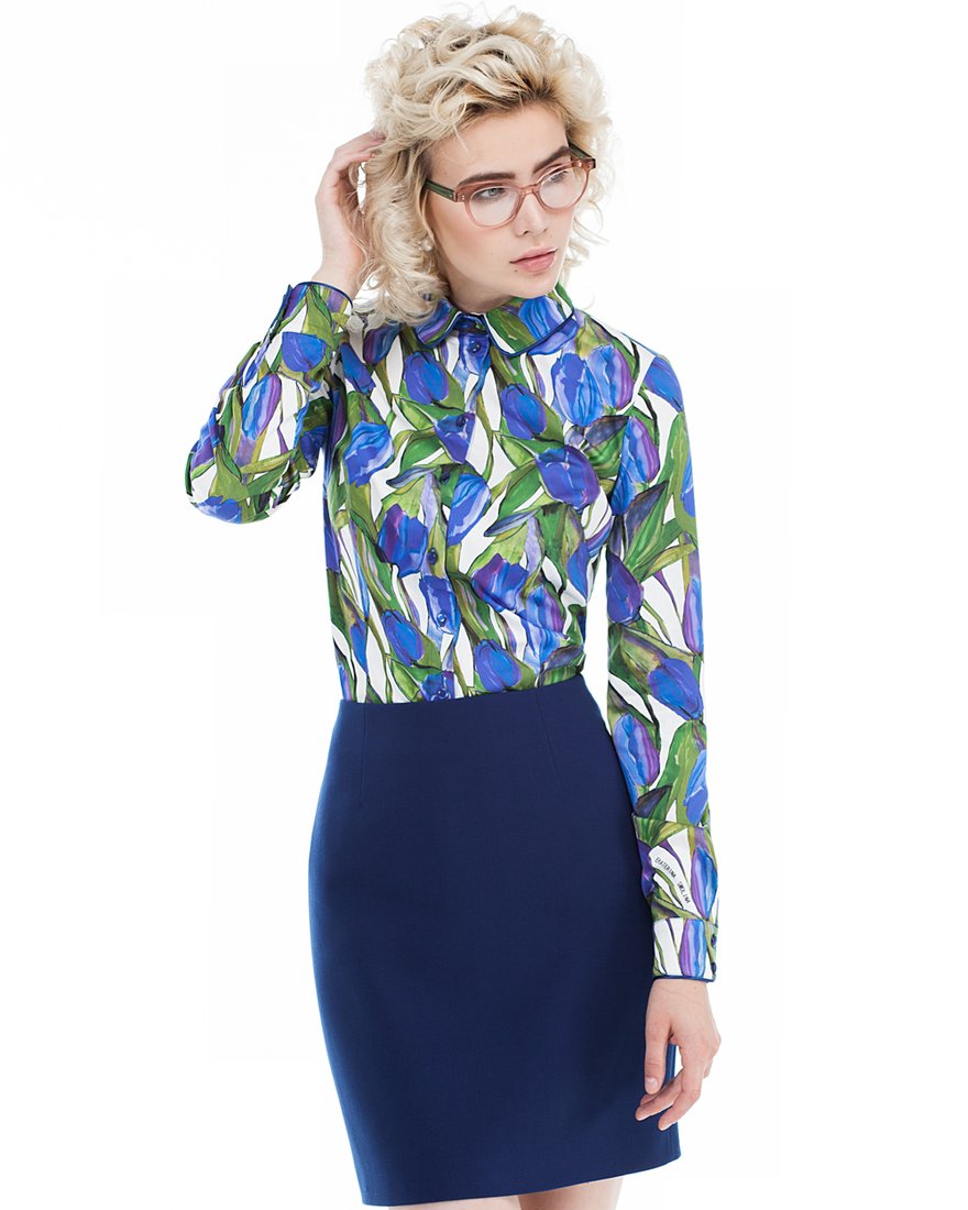 Блуза с принтом "синие тюльпаны" www.EkaterinaSmolina.ru