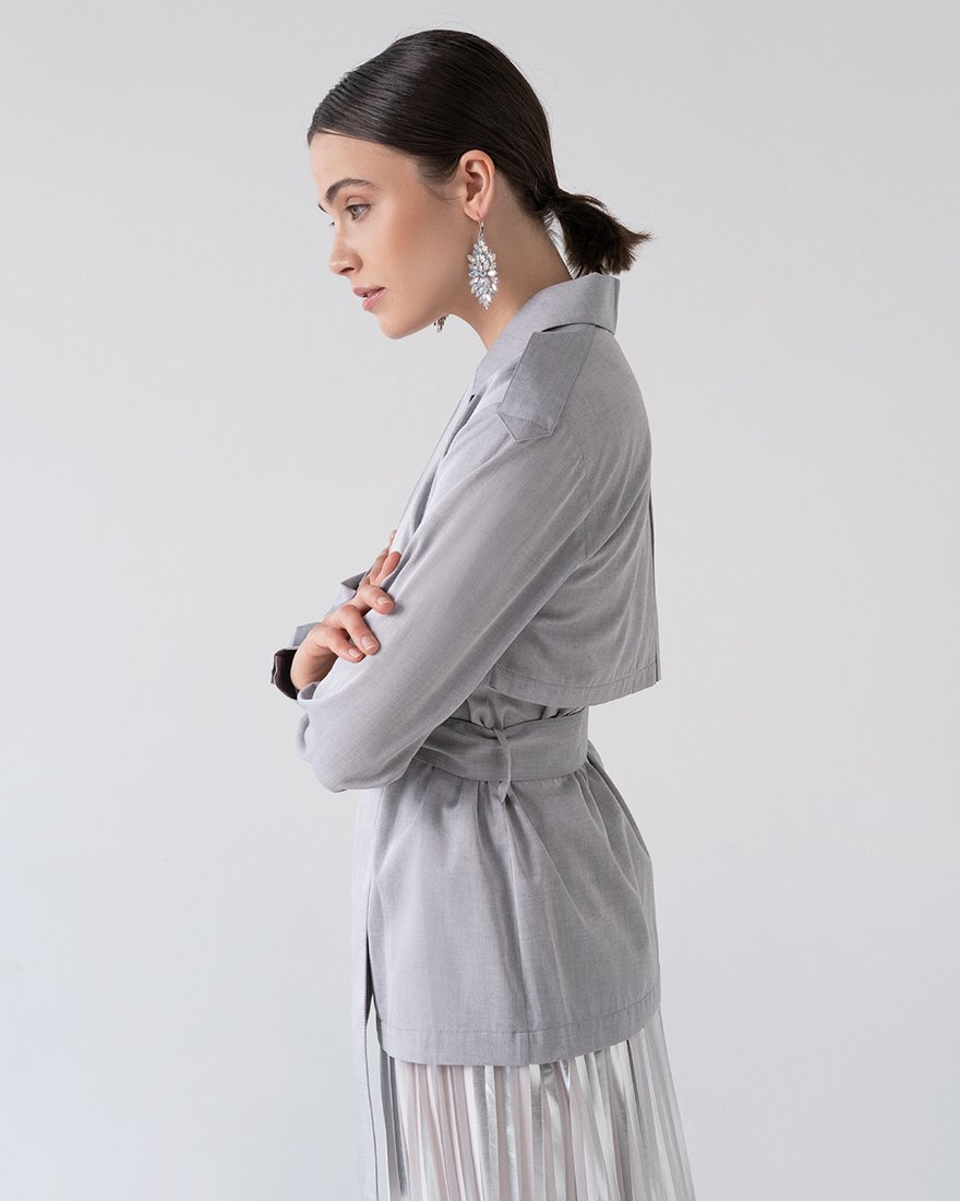 Блуза серого цвета с кокеткой и поясом www.EkaterinaSmolina.ru