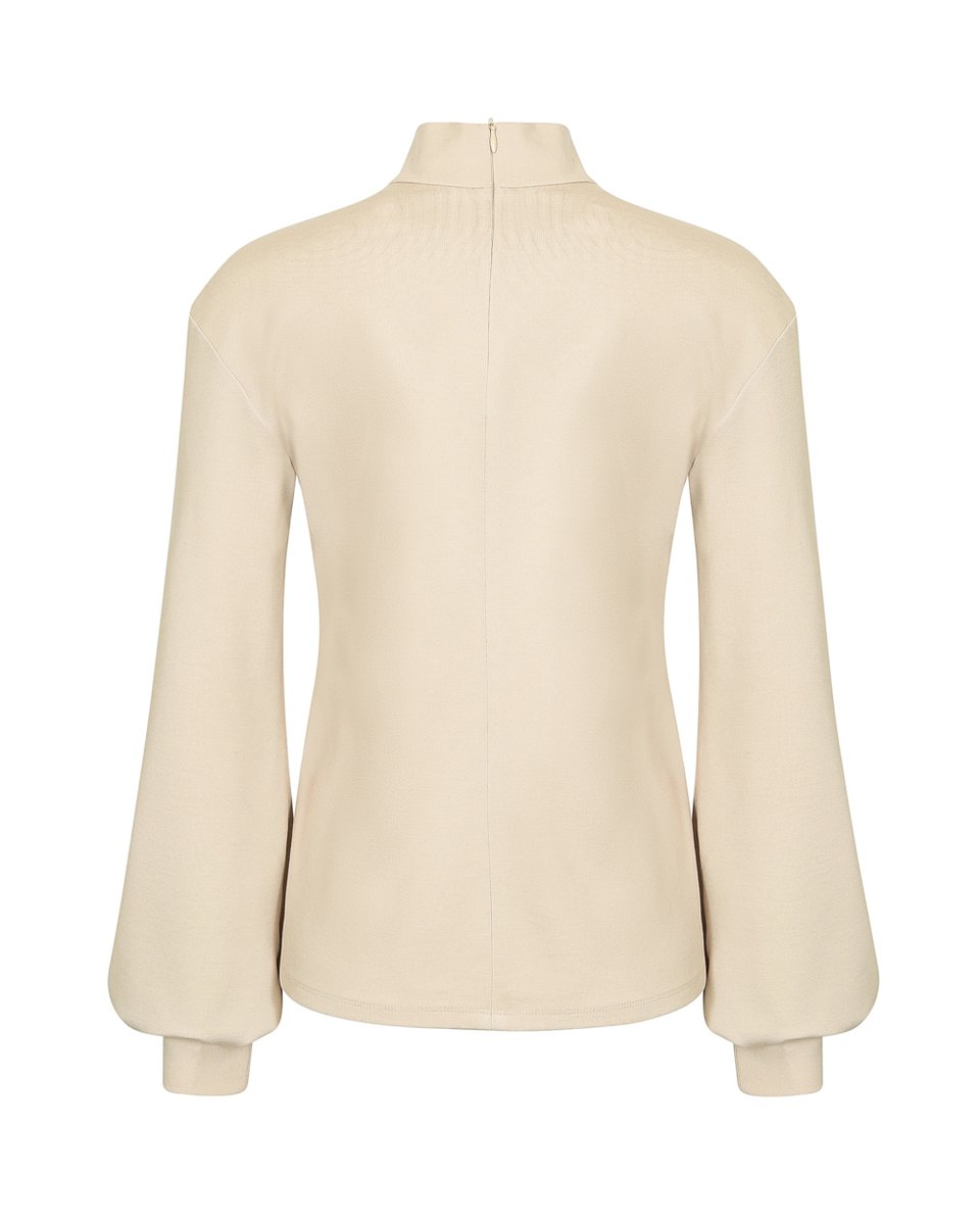 Блуза трикотажная с объемными рукавами светло-бежевого цвета