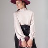 Блуза трикотажная с объемными рукавами светло-бежевого цвета