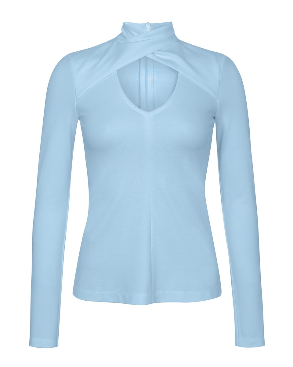 Блуза трикотажная с V-образным вырезом, голубого цвета