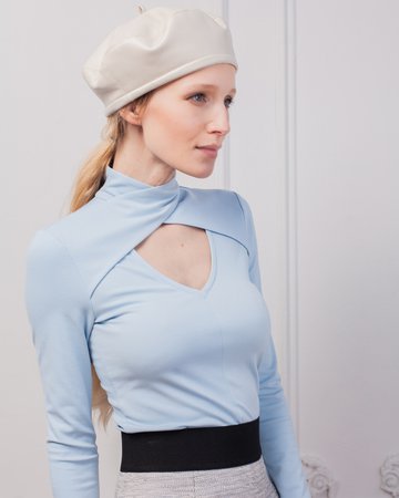 Блузка с карманами на груди - купить в интернет-магазине «ZARINA»
