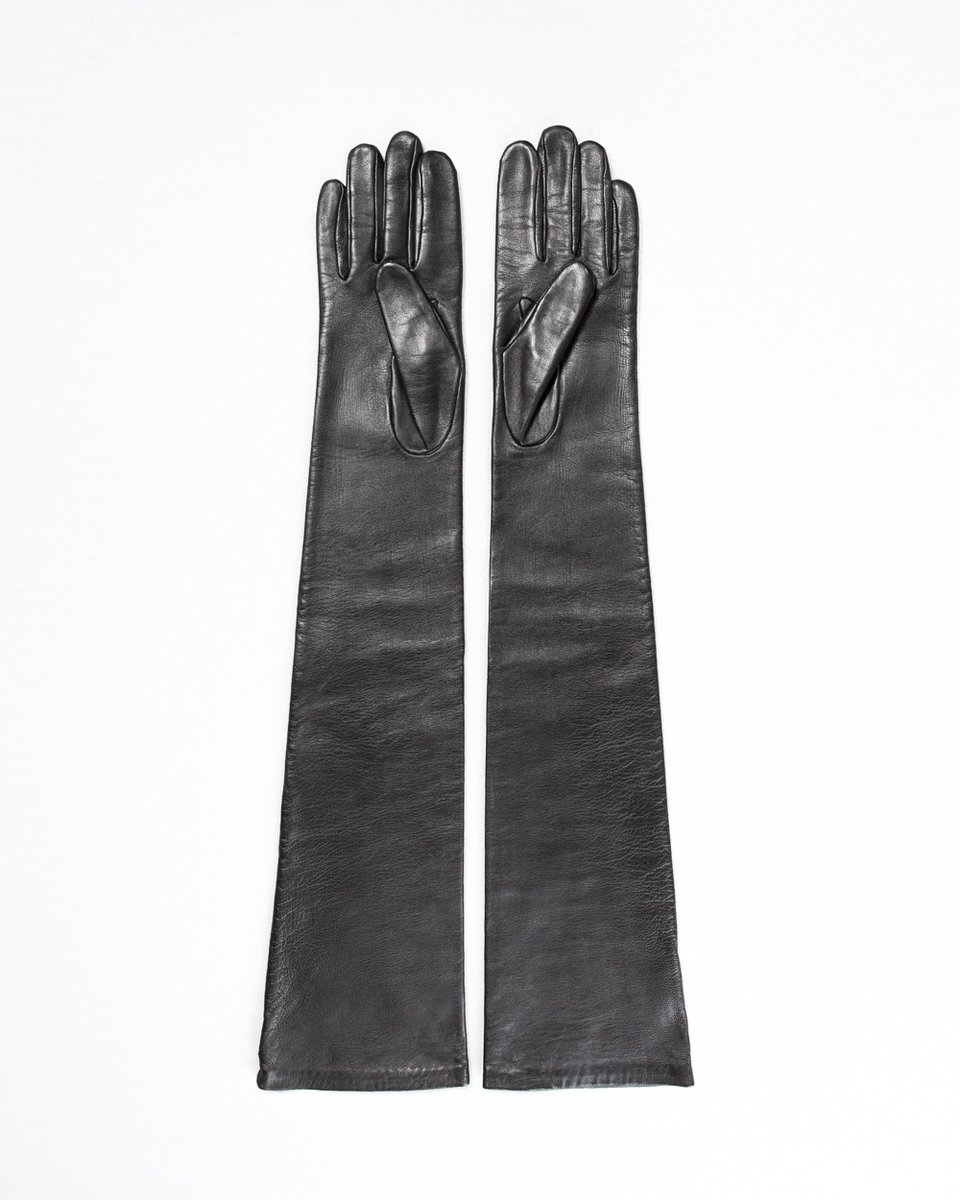 Черные перчатки с высокими манжетами