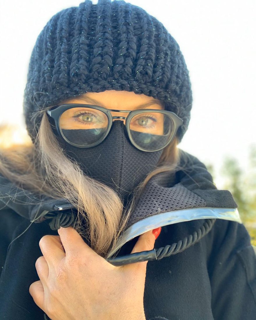 Многоразовая мужская маска черного цвета www.EkaterinaSmolina.ru
