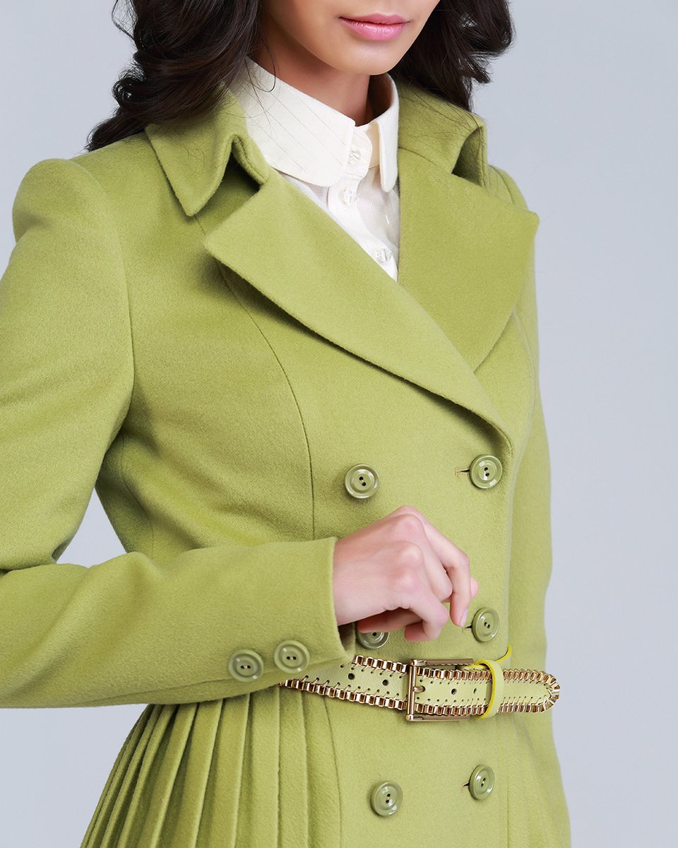Пальто двубортное с плиссированной юбкой, зеленое