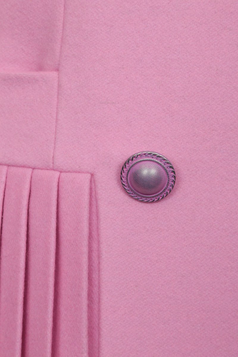 Розовое пальто двубортное с юбкой-плиссе