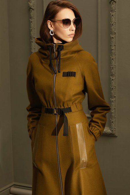 Пальто цвета хаки с прозрачными вставками
