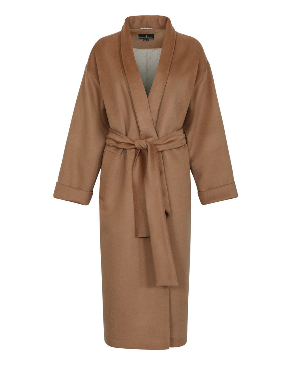 Пальто-кимоно бежевого цвета