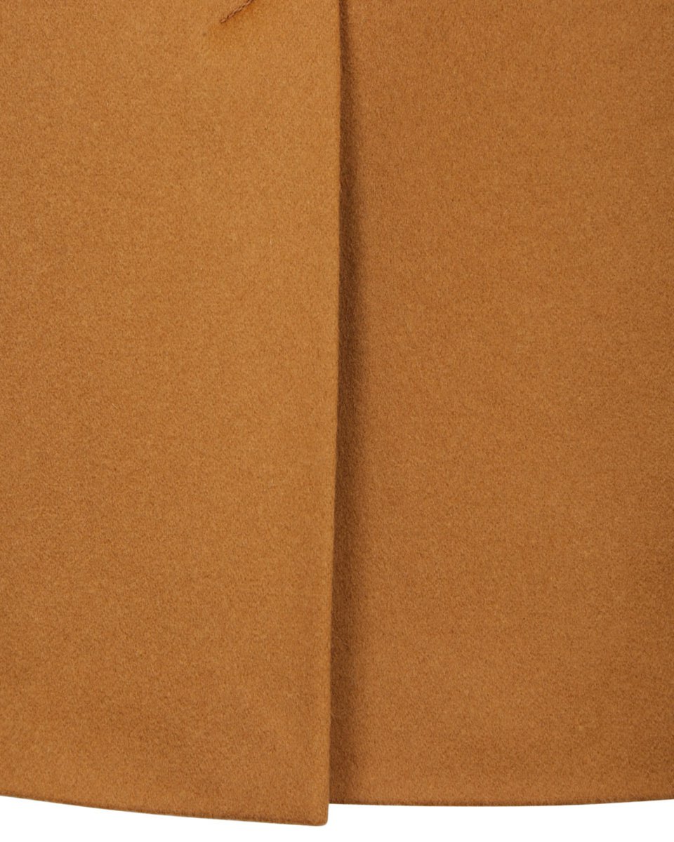 Пальто с удлиненными лацканами и юбкой-тюльпан