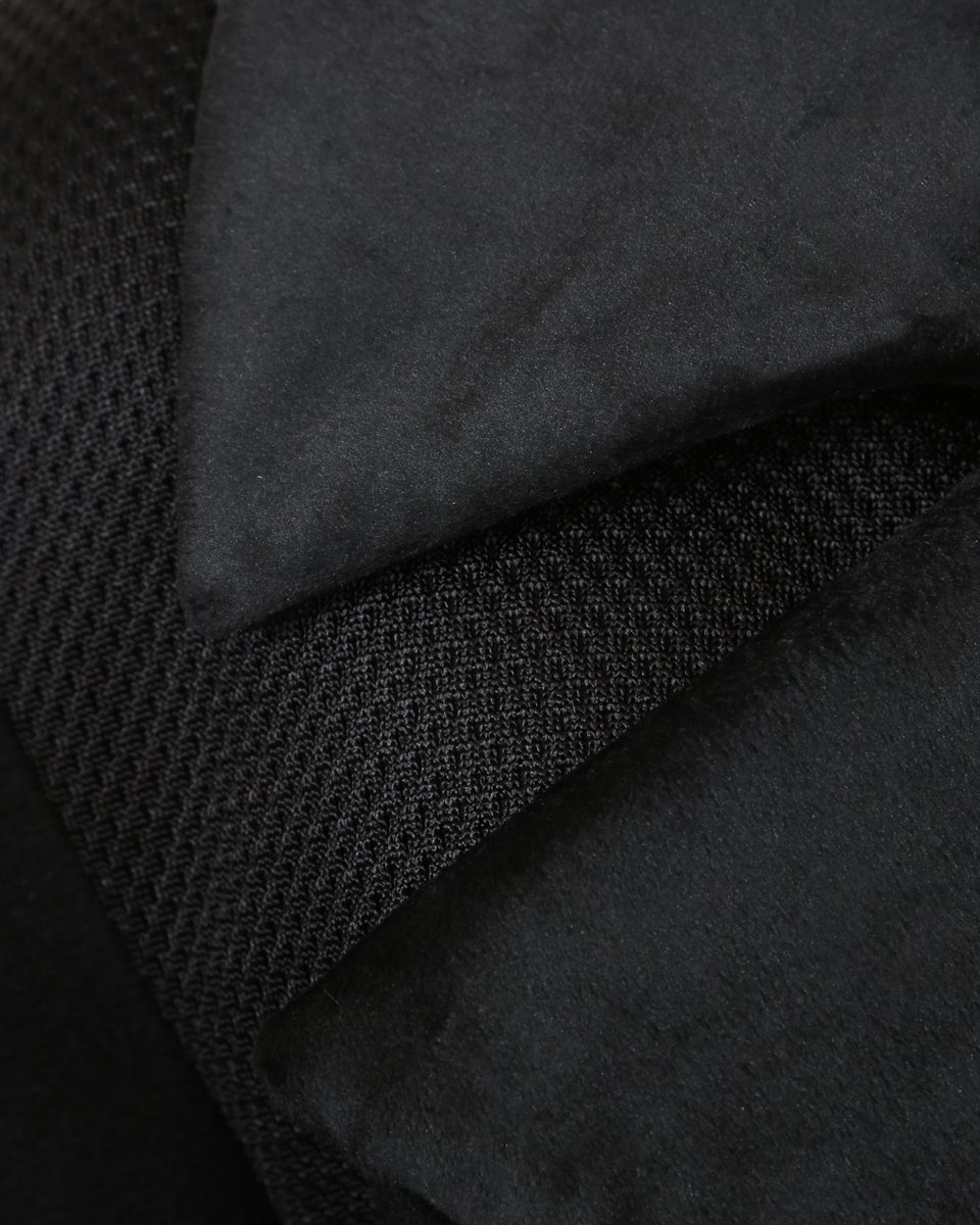 Зимнее пальто с деталями из сетчатой ткани