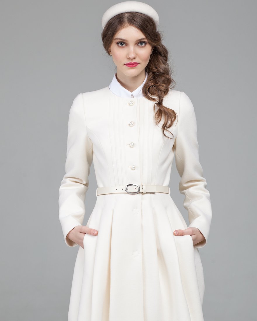 Пальто молочного цвета с юбкой плиссе www.EkaterinaSmolina.ru