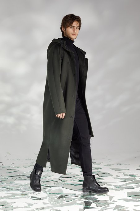 Мужское пальто длины макси цвета хаки