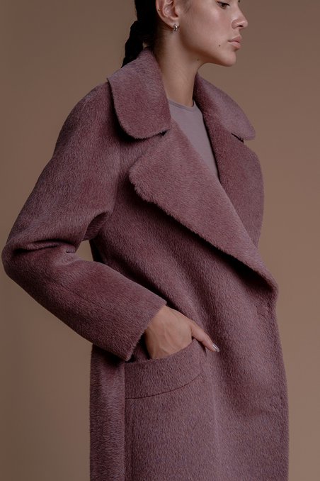 Пальто классическое неоного-розового цвета с английским воротником