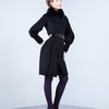 Пальто с необычным рукавом и декоративными манжетами, черного цвета.