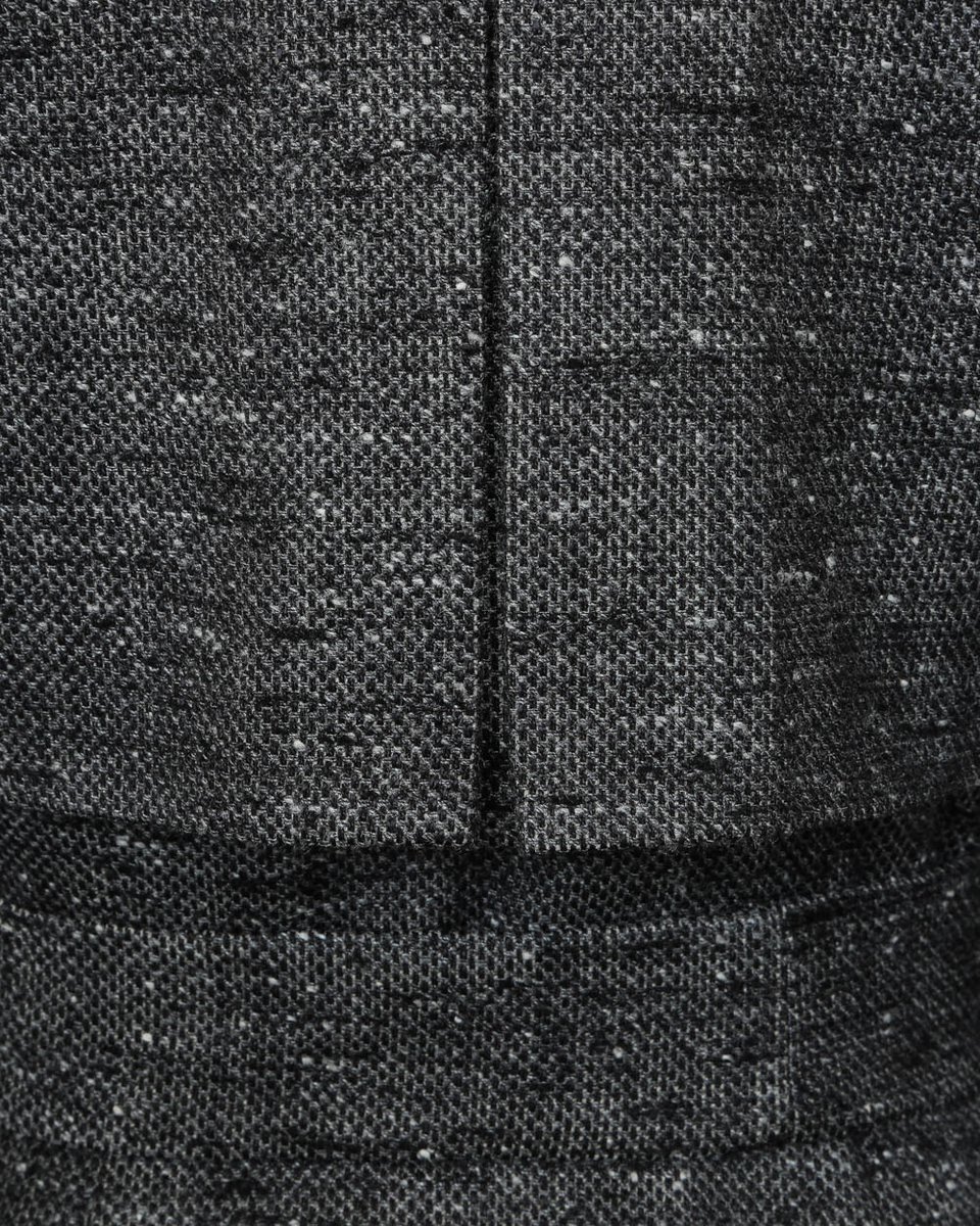 Двубортное пальто-тренч, серого цвета