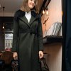 Зимнее пальто в спортивном стиле цвета хаки