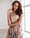 Платье из натурального шелка с цветочным принтом