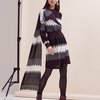 Платье из вязаного трикотажа с шарфом и эластичным поясом