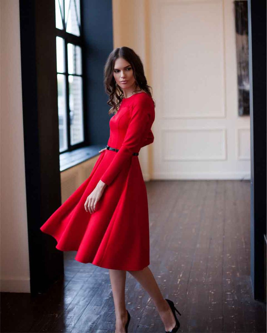 Платье красное юбка солнце