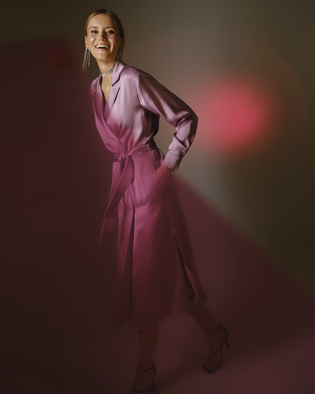 Платье базовое пудрово-розового цвета прямого силуэта