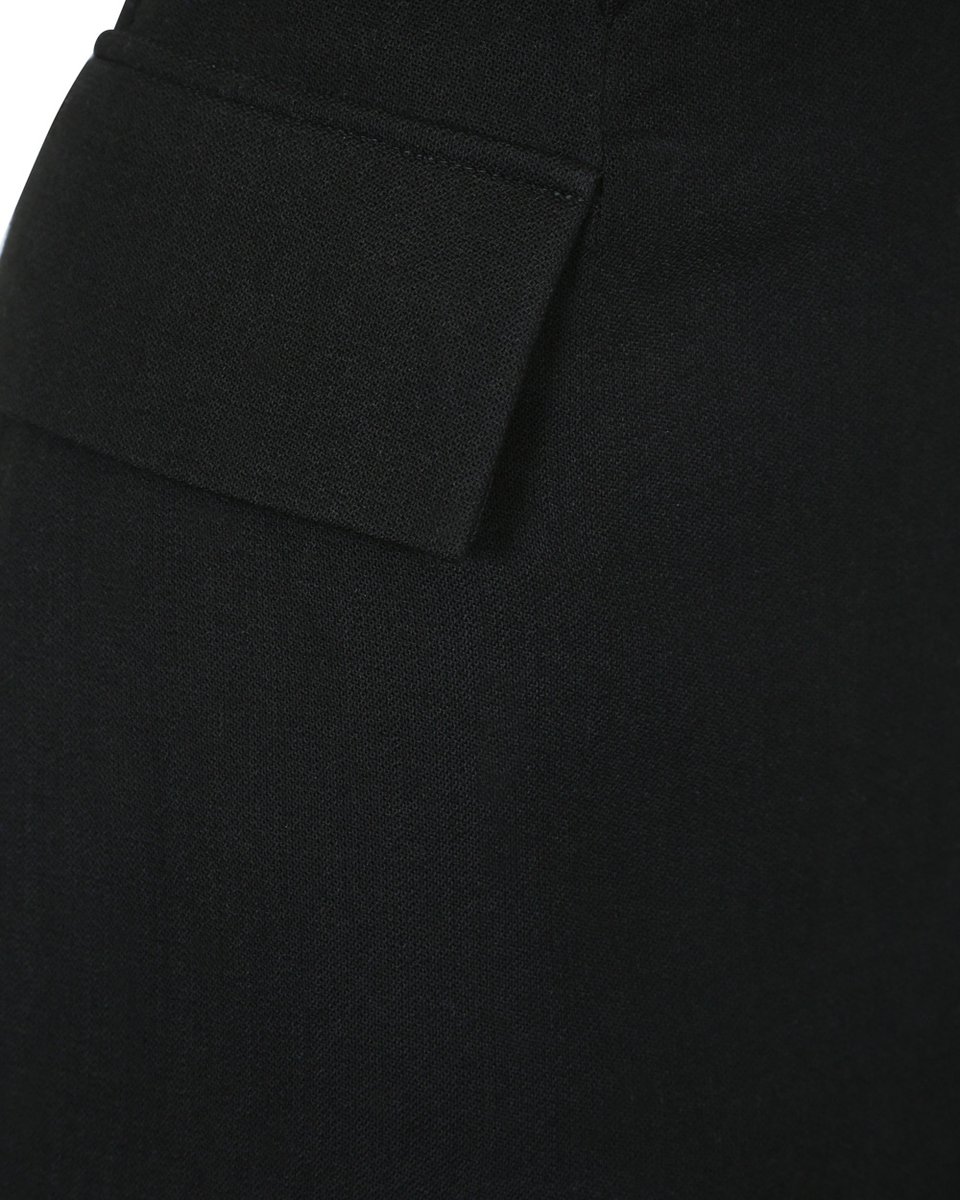 Юбка гофре с асимметричным поясом-баской черного цвета