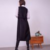 Жилет черного цвета из буклированной шерстяной ткани