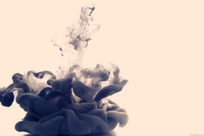 Encre noire.