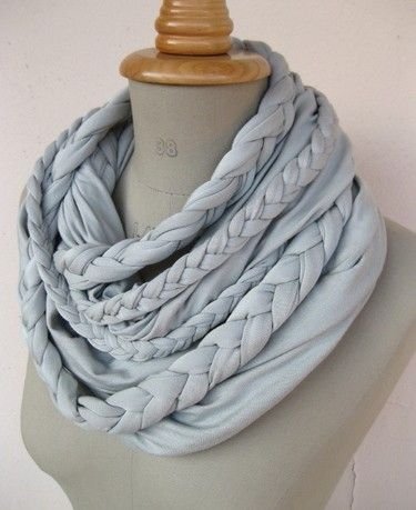 Оригинальный шарф.