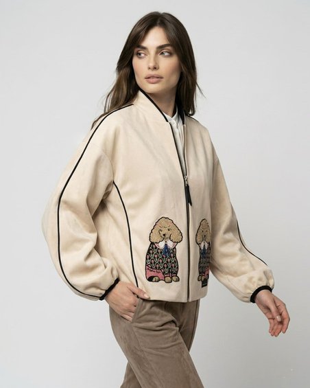 Бомбер с аппликациями «Собачки» из бархата, цвет молочный