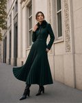 Пальто с юбкой-плиссе цвета мирта