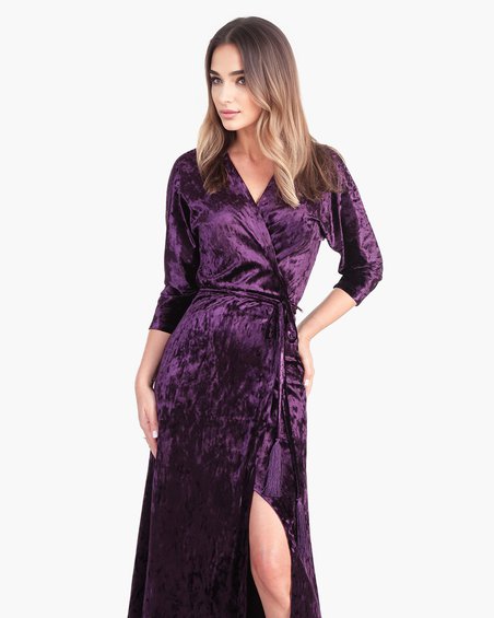 Платье бархатное на запах, цвета царственного пурпура
