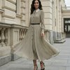 Платье макси с кружевным воротником, бежевое в клетку