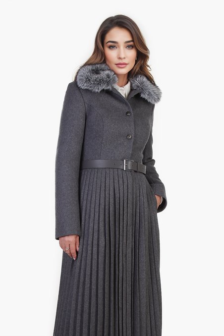 Пальто с юбкой-плиссе дымчатого цвета