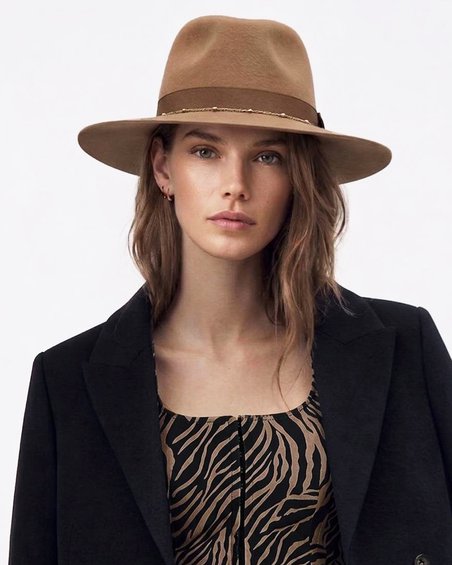 Фетровая шляпа Denis с рельефом на тулье, кемел