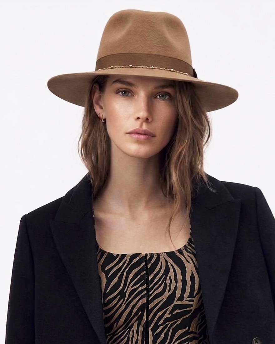 Фетровая шляпа Denis с рельефом на тулье, кемел www.EkaterinaSmolina.ru