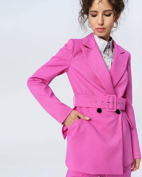 Жакет пудрово-розового цвета с рукавом длиной до запястья