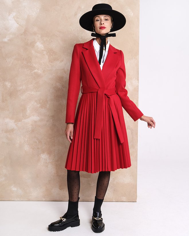 Шляпа Canotier с лентами черного цвета