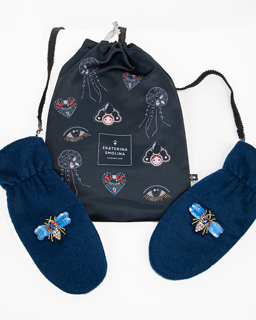 Варежки с декором «Пчелы», сапфировые www.EkaterinaSmolina.ru