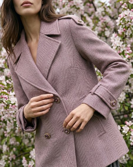 Полупальто - жакет в елочку, цвет "Лепестки розы"