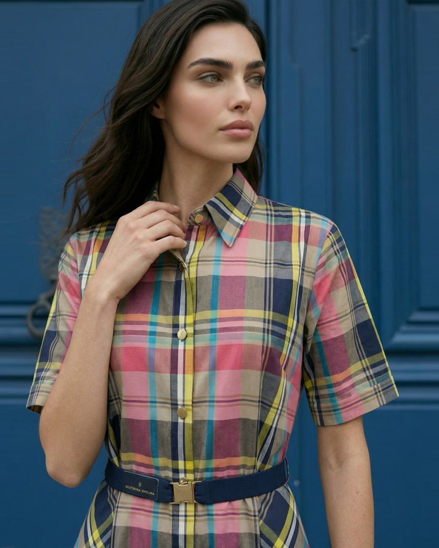 Платье в яркую клетку с коротким рукавом и пышной юбкой из итальянского хлопка www.EkaterinaSmolina.ru