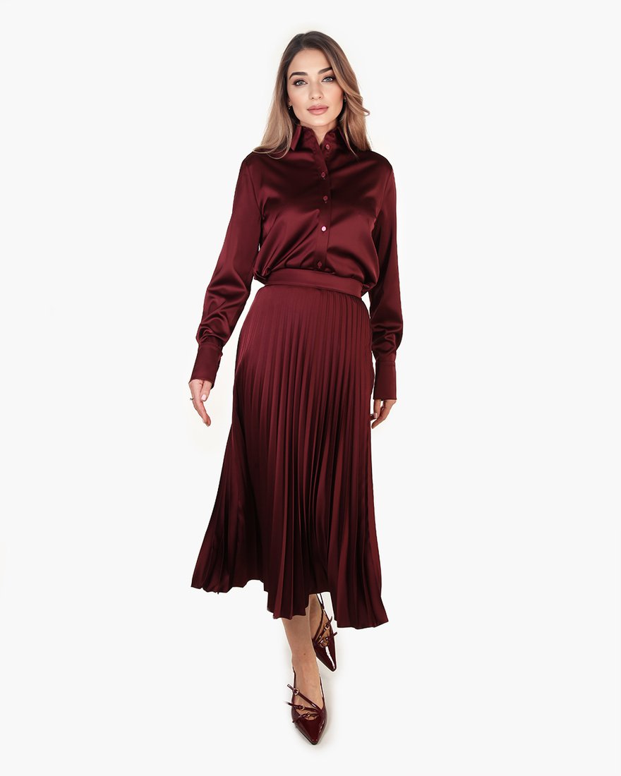 Блуза из атласной ткани, цвета бургунди www.EkaterinaSmolina.ru