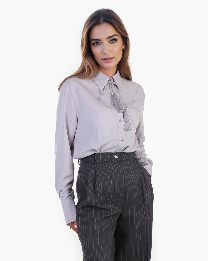 Блуза в фактурный горошек с декоративным шнурком и кисточками www.EkaterinaSmolina.ru