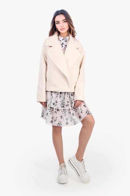 Куртка-косуха из эко меха Тедди, сливочного цвета