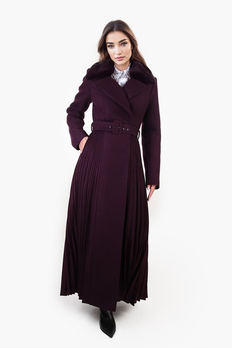 Пальто с юбкой-гофре цвета темный пурпур